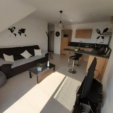 Appart. Sur Caen Avec Garage Et Wifi. Exterior foto