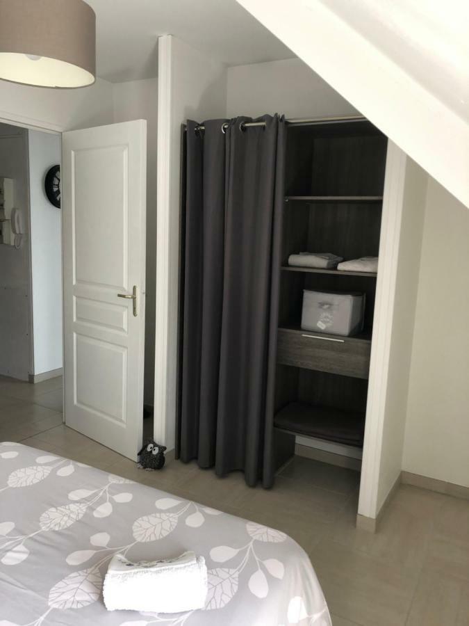 Appart. Sur Avec Garage Et Wifi. Apartment